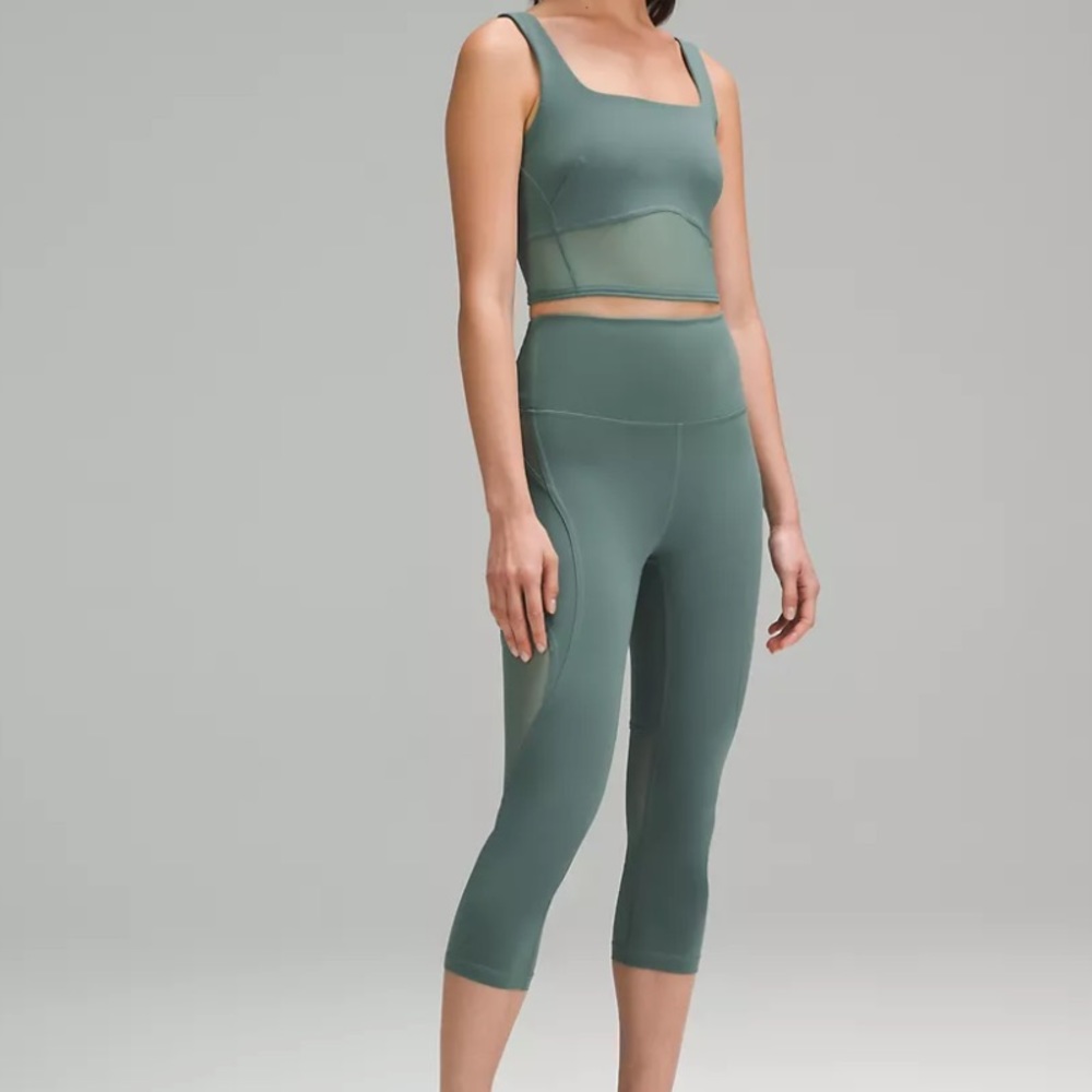 Lulemon pants and mesh top